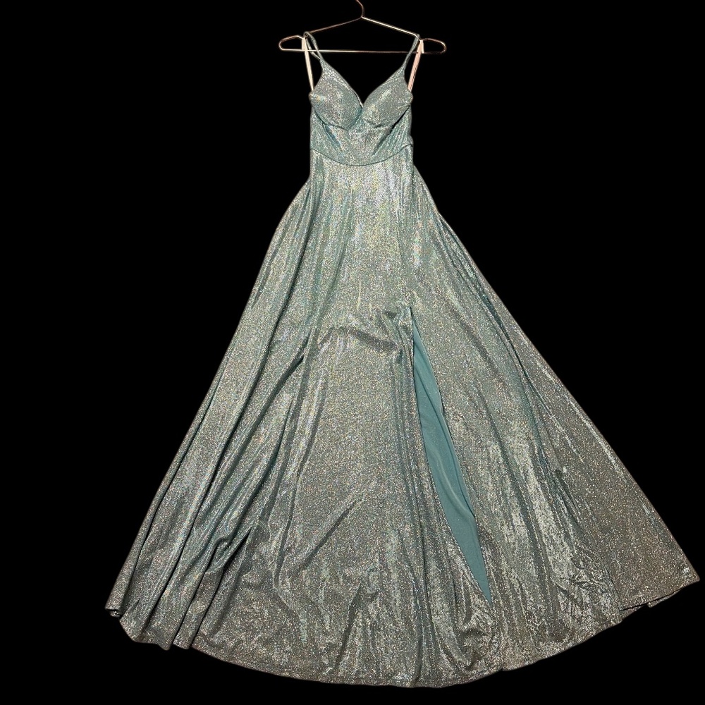 B Darlin Sage Shimmer Prom Gown 1/2 Slit $119 Retail - Picture 1 of 8